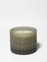 Vanilla Tobacco 9.5 oz scented candle